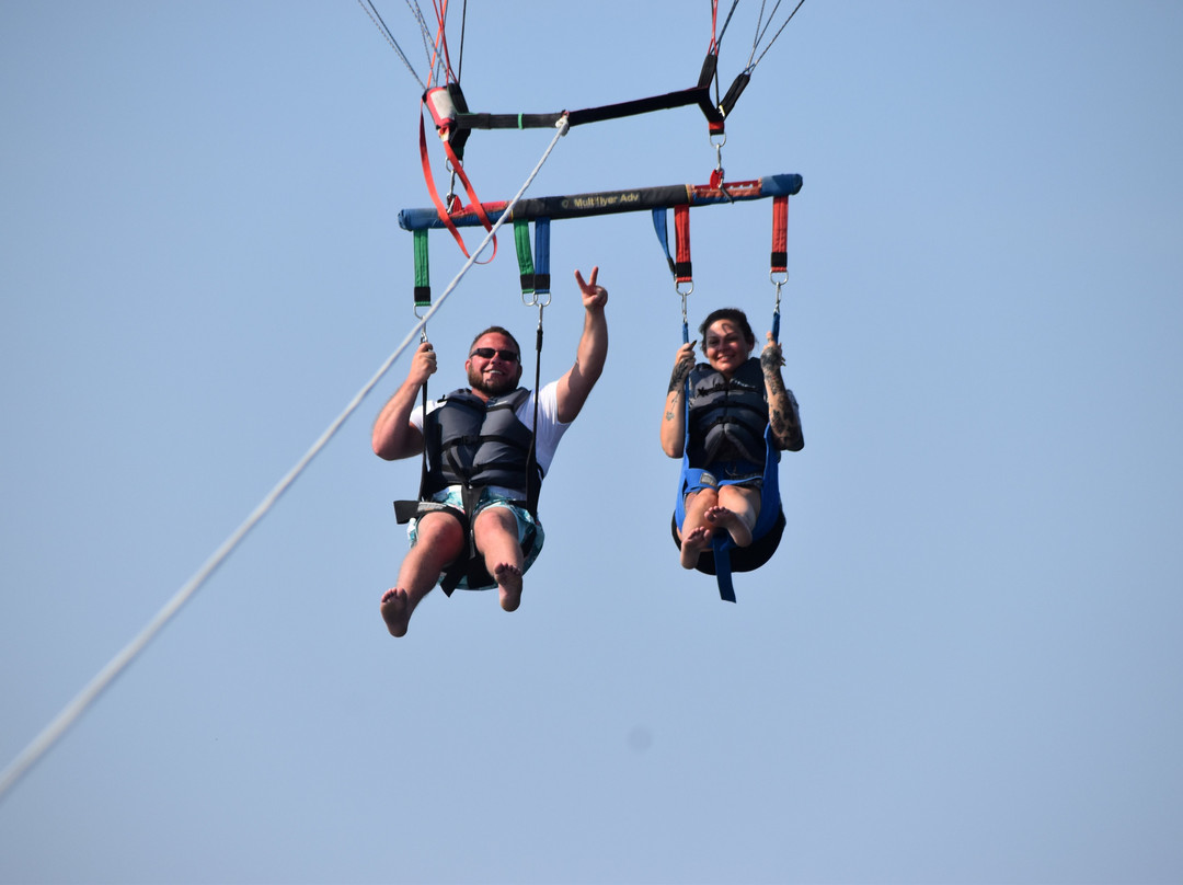 Pleasure Island Parasail-橙色海湾必去景点