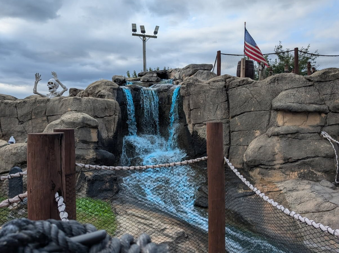 Professor Hacker's Lost Treasure Golf and Maze-Ronks必去景点