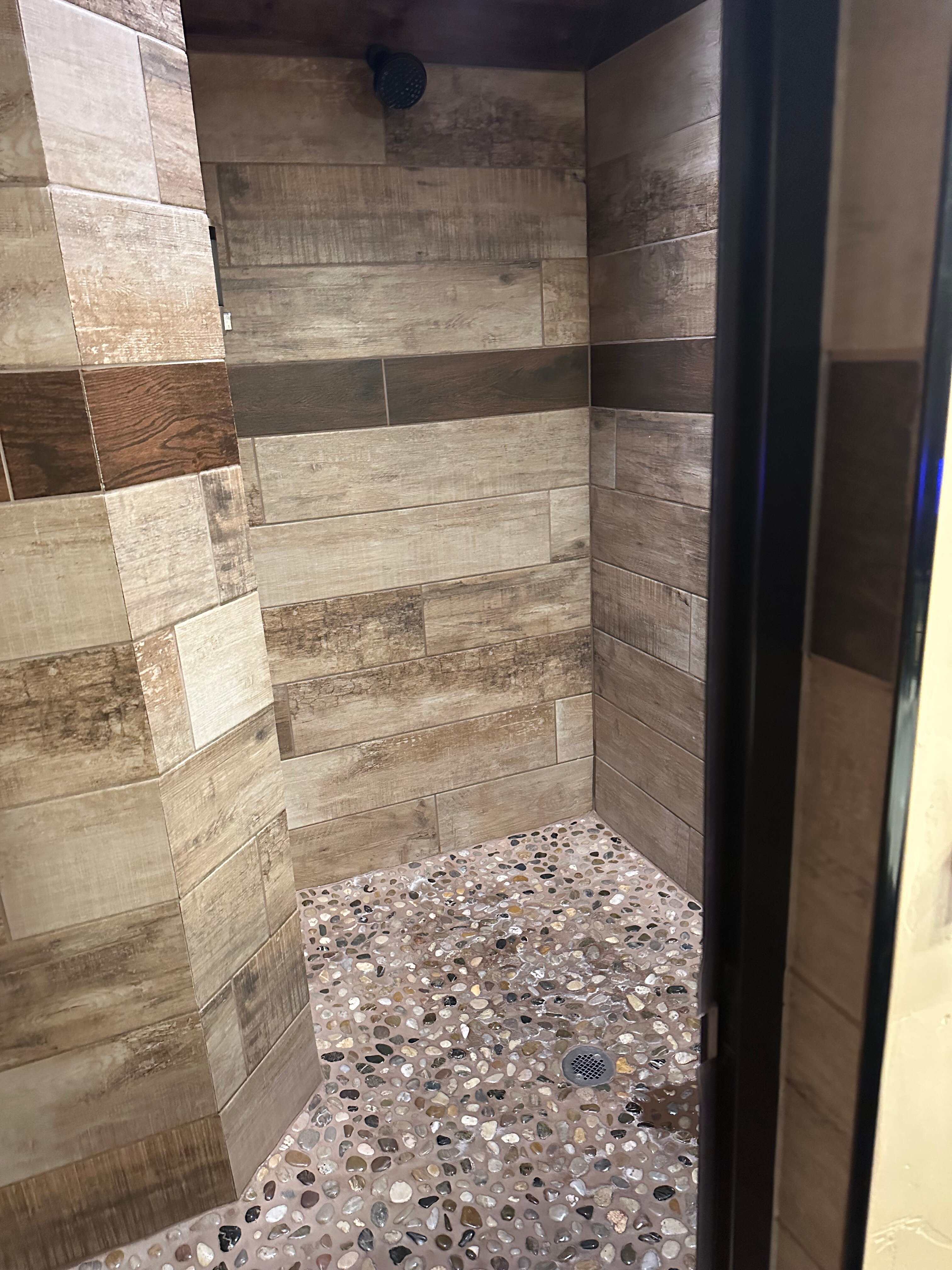 River Rock Inn B&B-官方