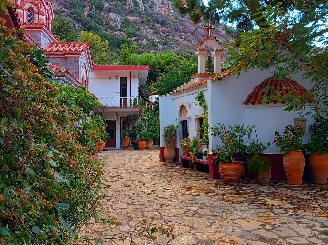 Monastry of Saint George-Selinari必去景点