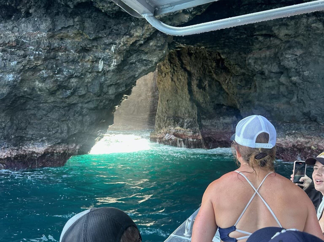 Makana Charters and Tours-卡慕也拉必去景点