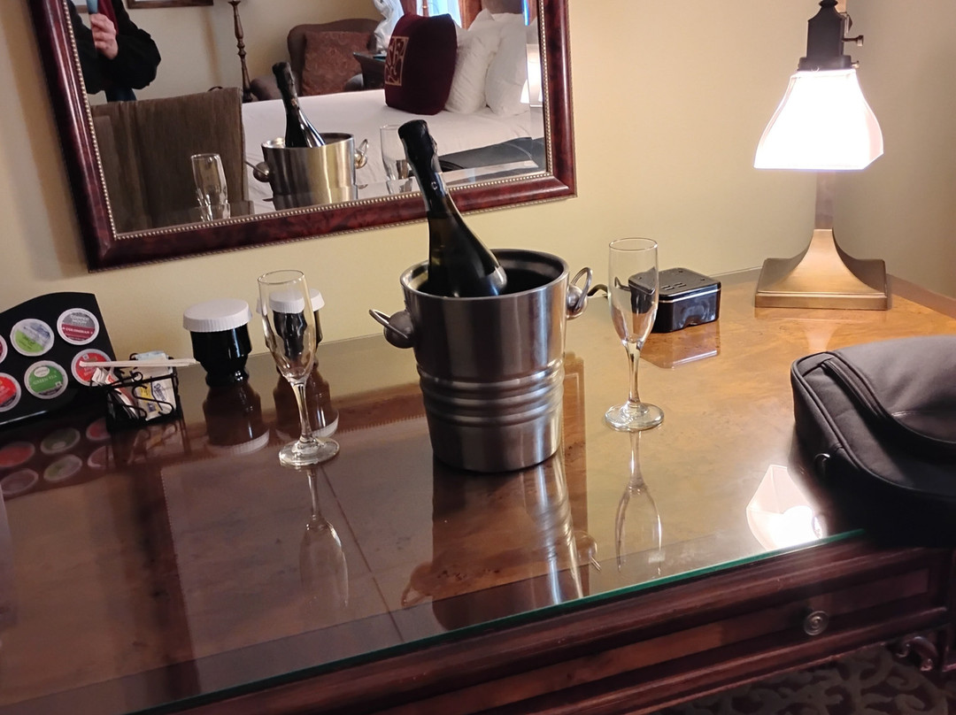 The Blennerhassett Hotel主图