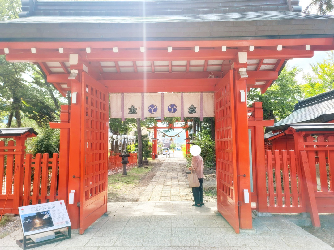 Ikushimatarushima Shrine-上田市必去景点