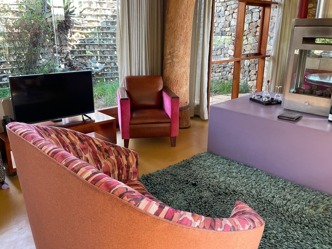 男人论坛精品酒店主图