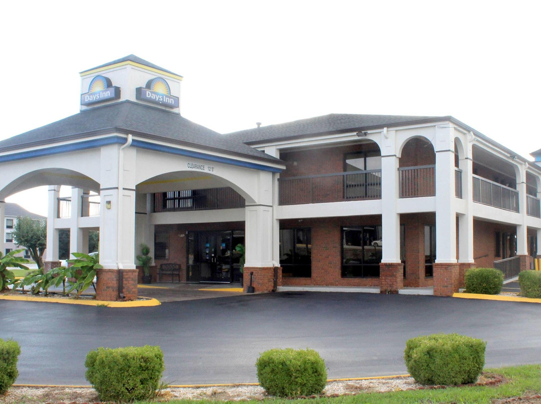 Russellville酒店住宿-Days Inn by Wyndham Franklin