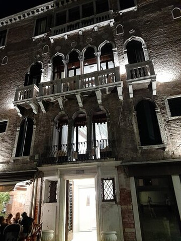 威图里宫酒店主图