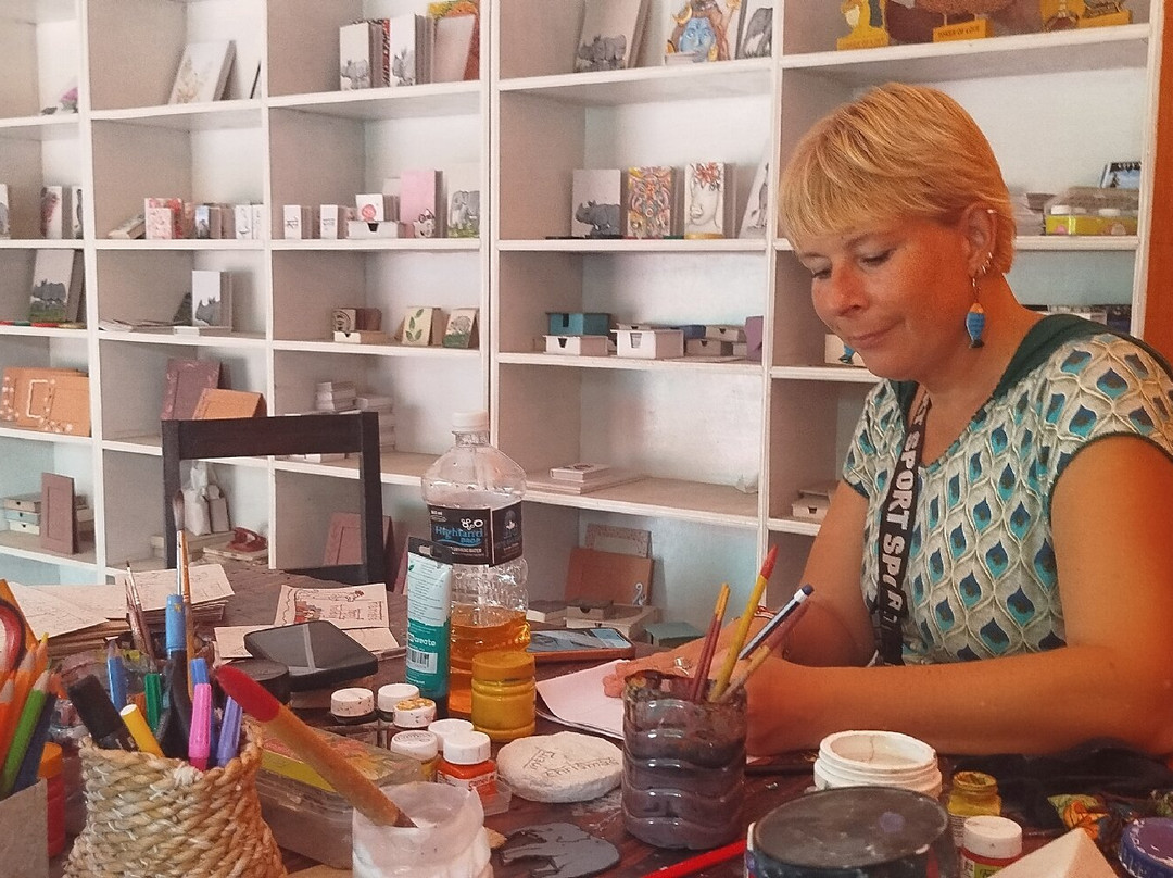 Elephant Dung Paper-Ratnanagar必去景点