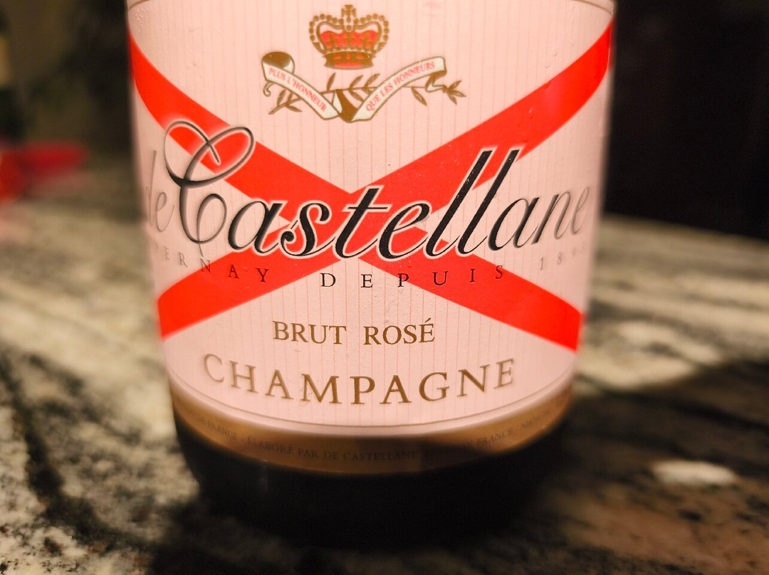 Champagne de Castellane-埃佩尔内必去景点