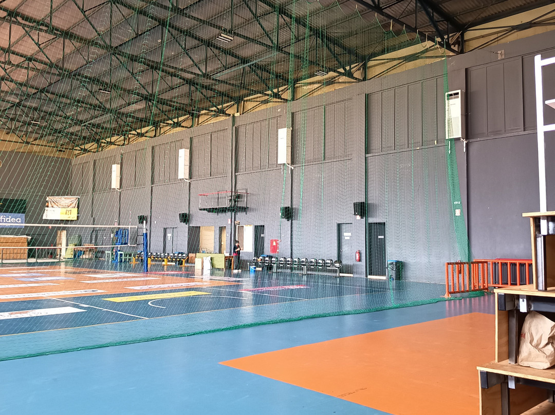 Dimotikó Kleistó Gymnastírio Paralías Kalamátas-卡拉马塔必去景点