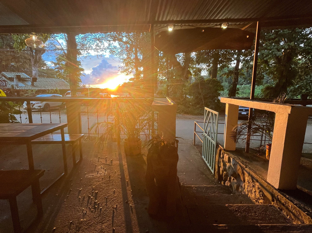 Hotel Rio Lindo主图