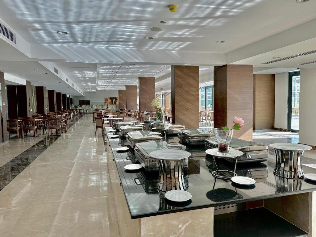 Phoenix Hotel & Wellness