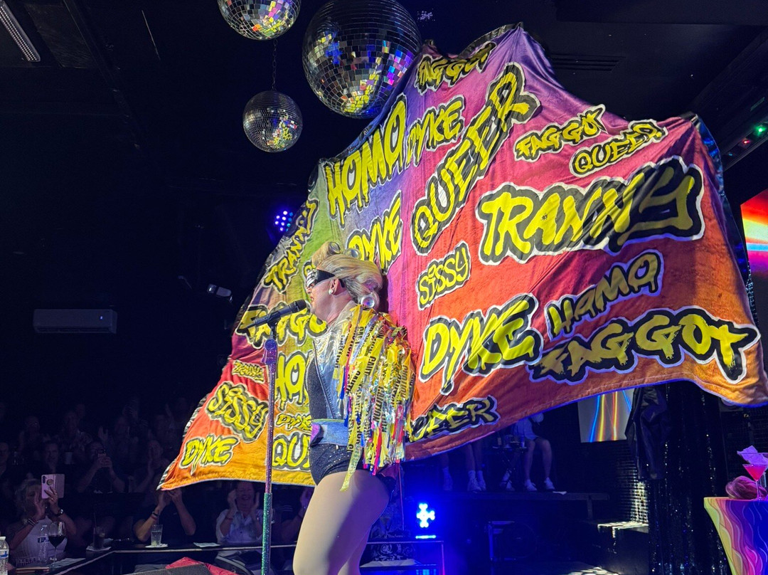 The Palm Cabaret and Bar-瓦拉塔港必去景点