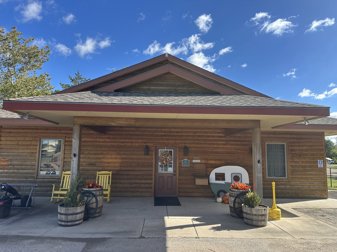 Hickory Hollow RV & Campground