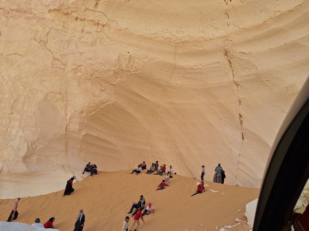 White Desert Safari-Bawiti必去景点