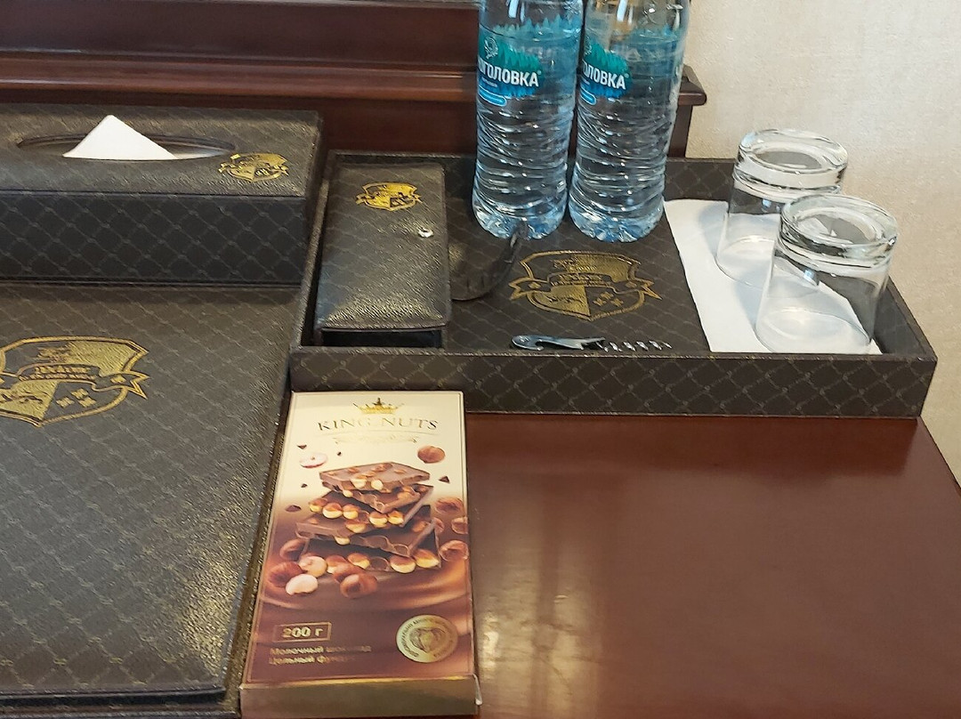 里士满酒店主图