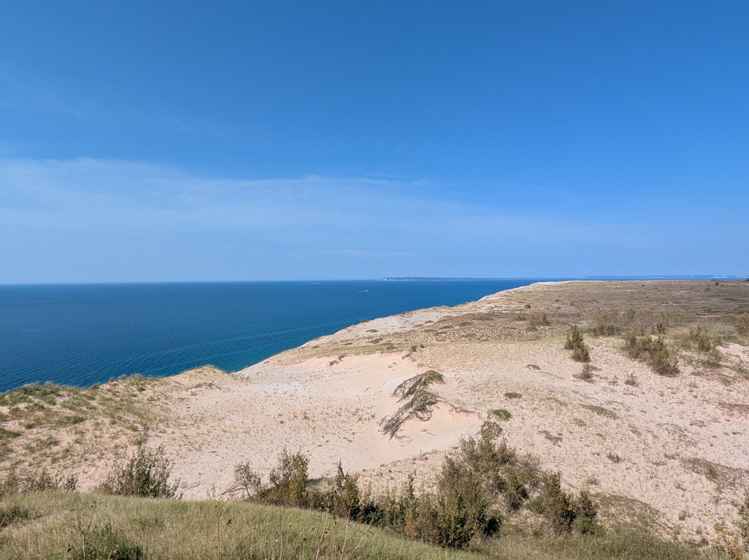 Sleeping Bear Dunes-Empire必去景点