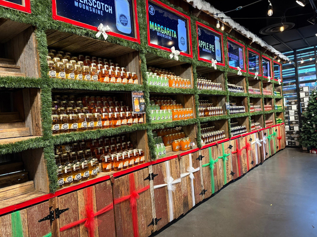 Ole Smoky Tennessee Moonshine-皮金福奇必去景点