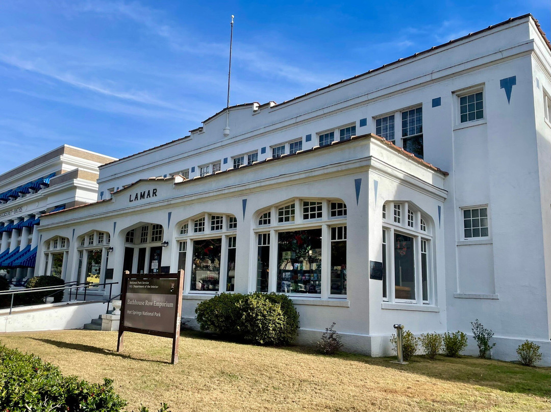 Bathhouse Row-温泉城必去景点