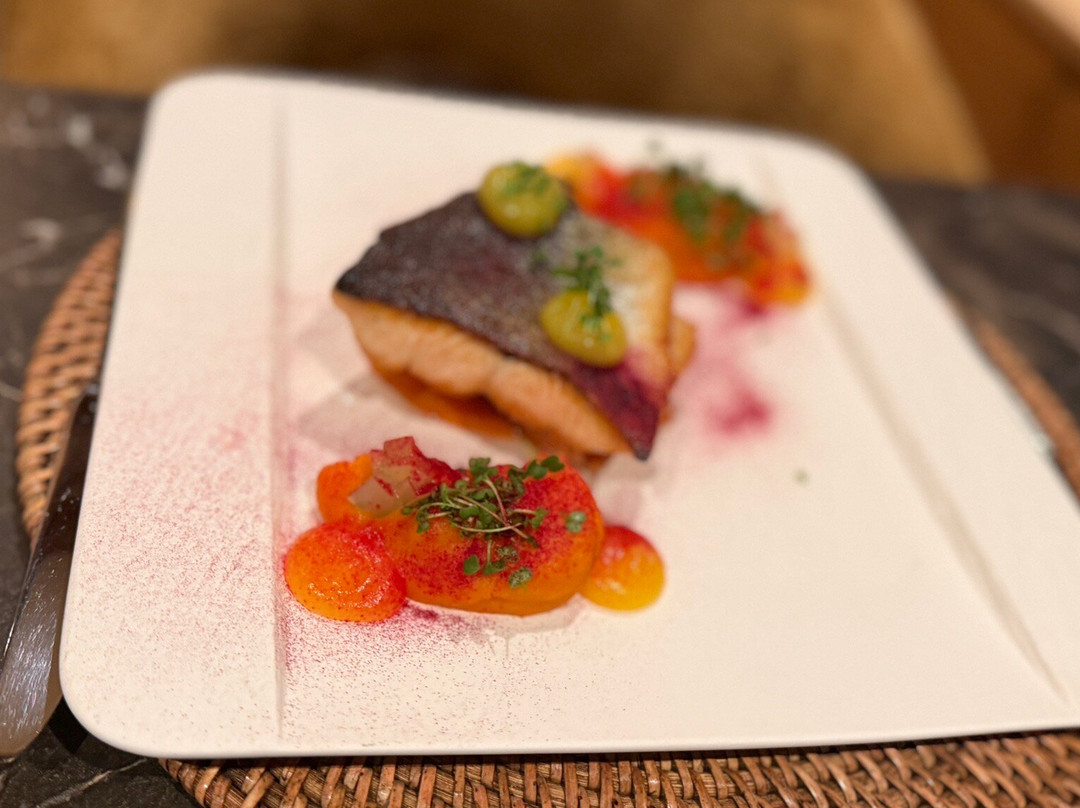 OAK Firehouse & Cocktail