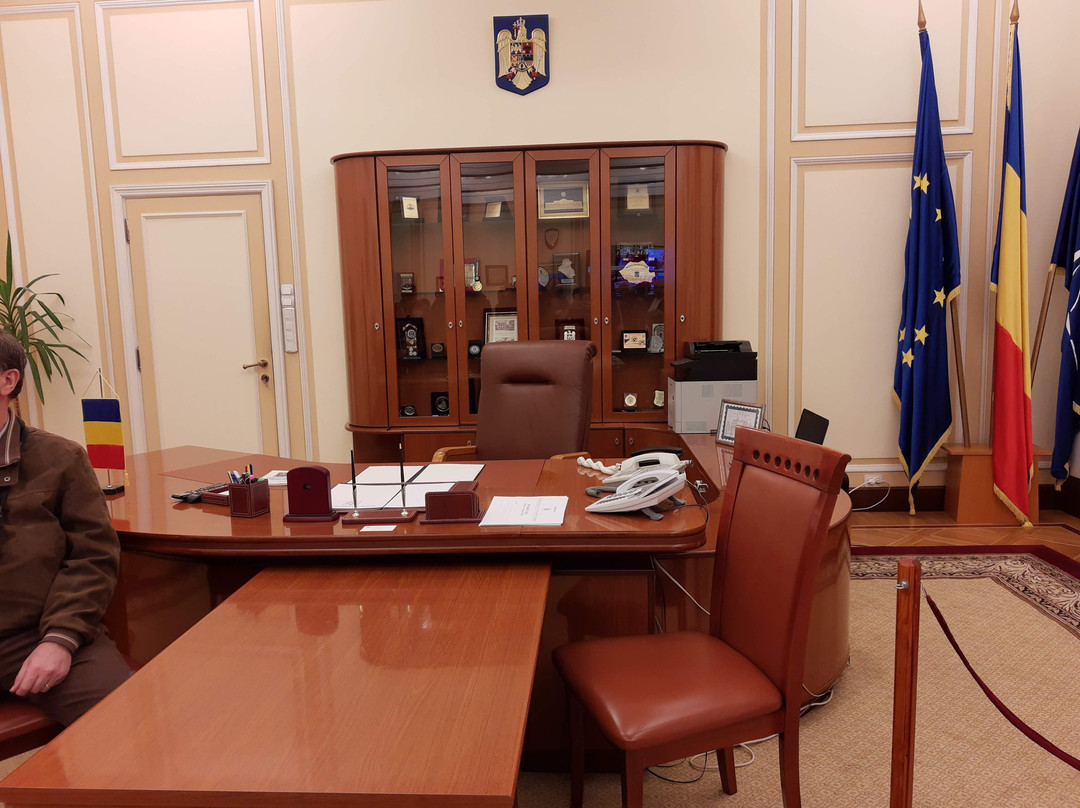 Piața Revoluției-布加勒斯特必去景点