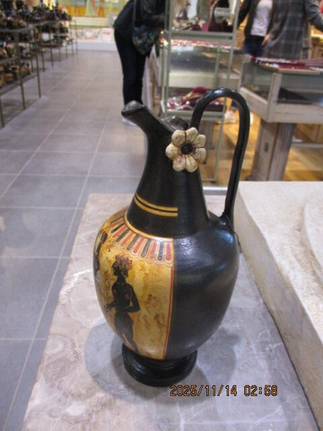 Agora art gallery-迈锡尼必去景点