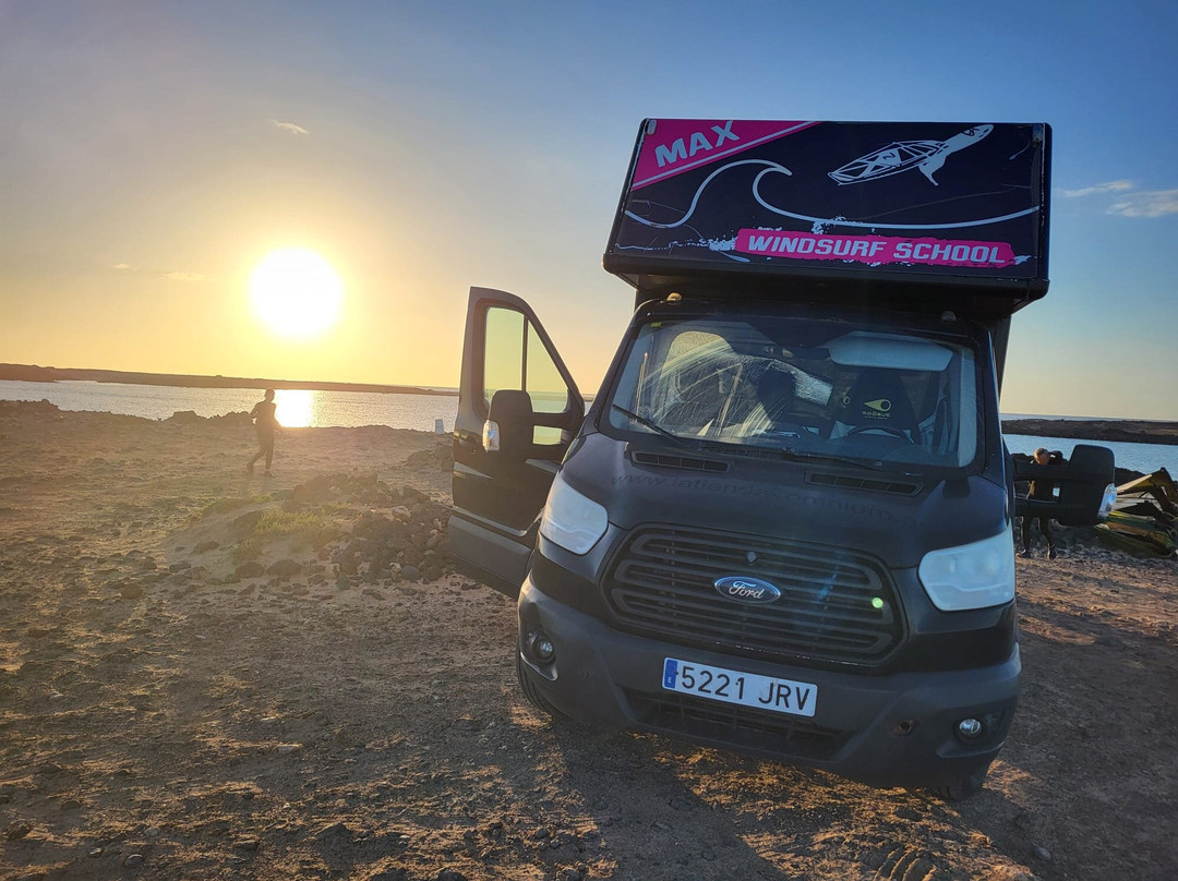 Max Windsurf School-科拉雷侯必去景点