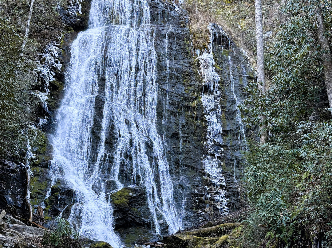 Mingo Falls-切罗基必去景点