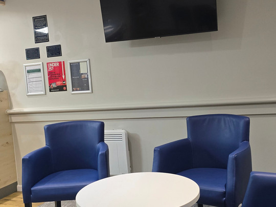 Days Inn Bradford M62主图