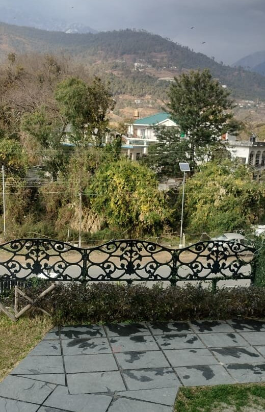 胡斯塔高山度假酒店主图