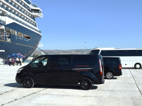 Mr Van 9seats Vans-沃洛斯必去景点