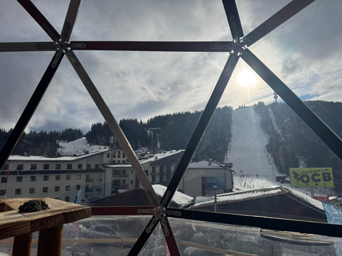 reSTART zona 82 SKI & SNOWBOARD SCHOOL-帕泊洛沃必去景点