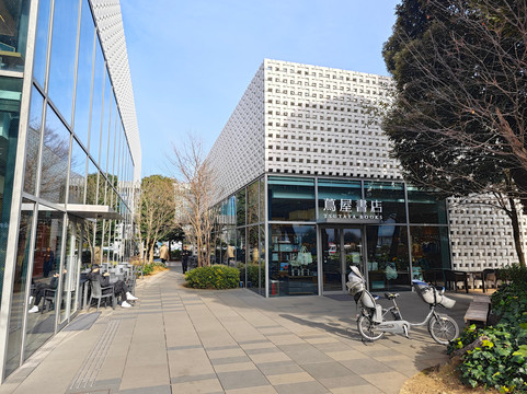 代官山茑屋书店T-SITE-涩谷区必去景点