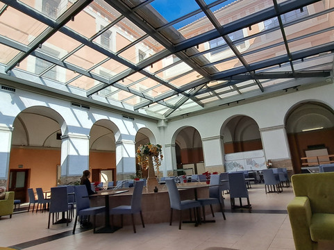 马丁胡马诺Spa酒店主图