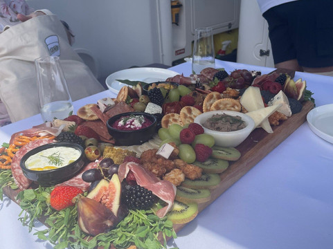 Luxury Boutique Boat Charters Mandurah-North Yunderup必去景点