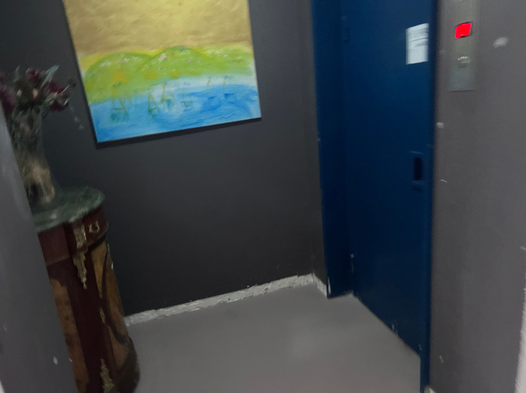 雅典艺术套房酒店主图