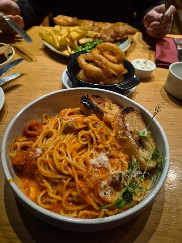 巴克卢和昆斯伯里阿姆斯酒店-官方