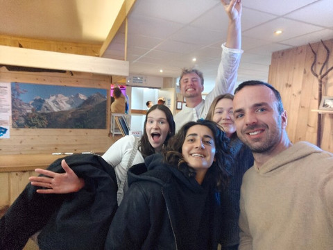 布里昂松塞尔舍瓦利耶 VVF 酒店主图