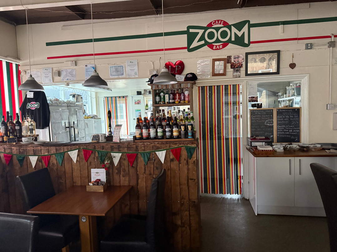 Zoom Cafe Bar