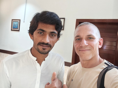 Orchid Inn By WI主图