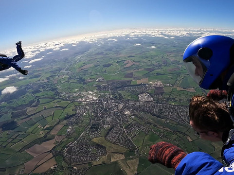 GoSkydive-索尔兹伯里必去景点