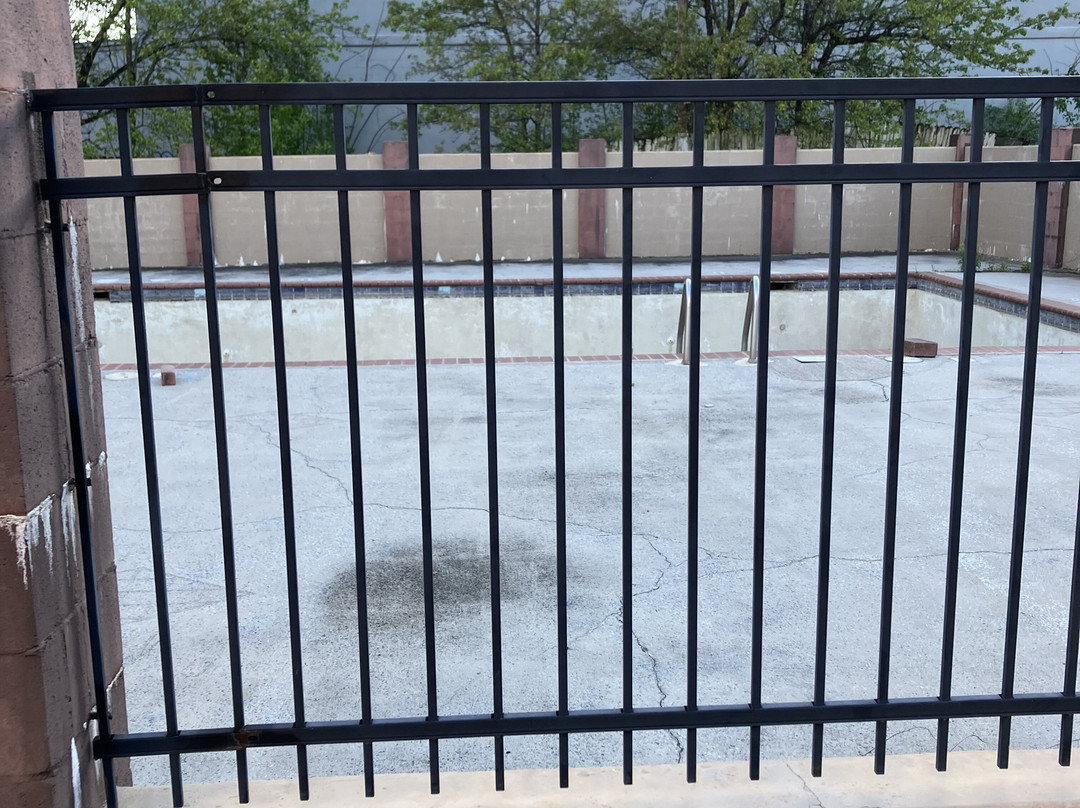 东伯明翰 - 艾昂戴尔机场红屋顶普拉斯酒店主图