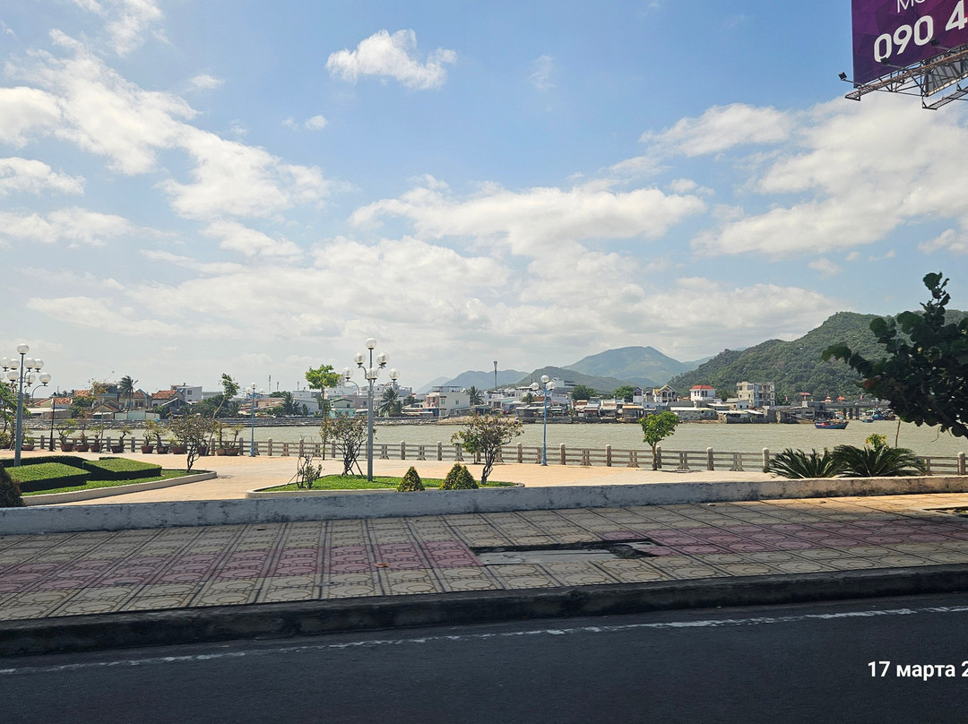 Tran Phu Bridge-芽庄必去景点