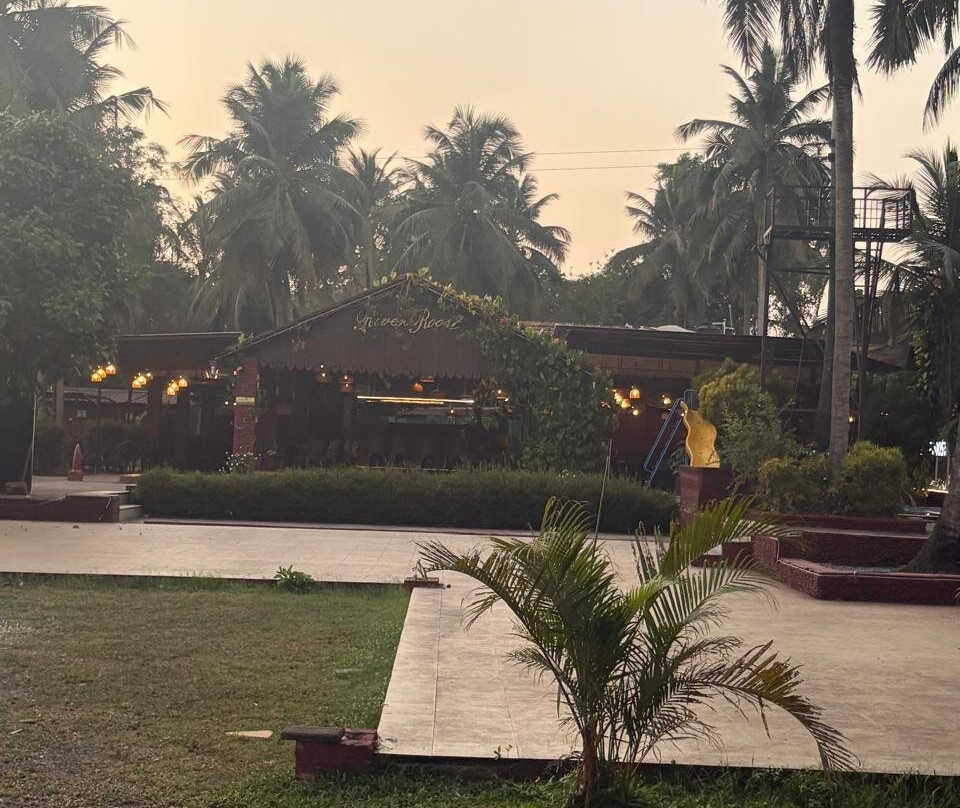 鲁斯特河度假村主图