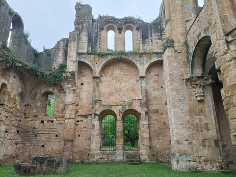 Abbaye d'Alet les Bains-Alet les Bains必去景点