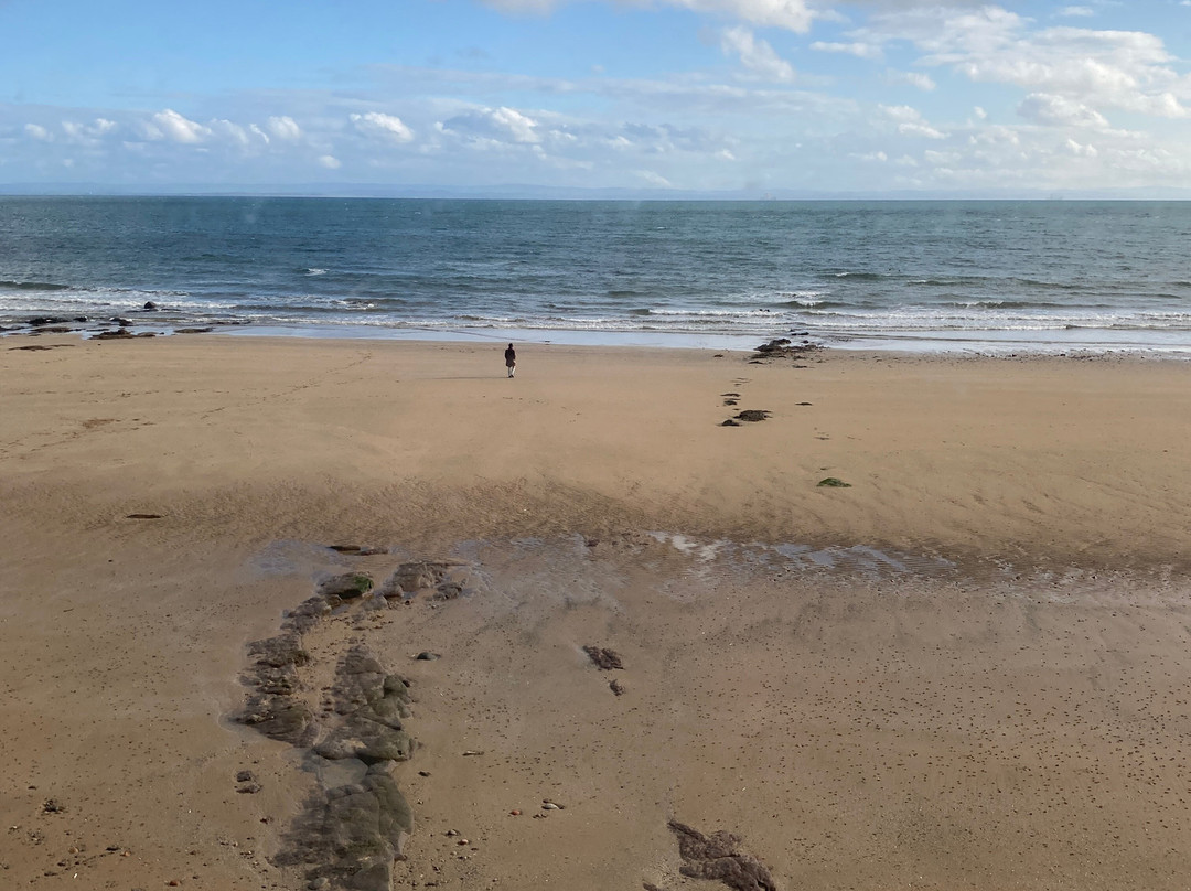 漂流记酒店主图