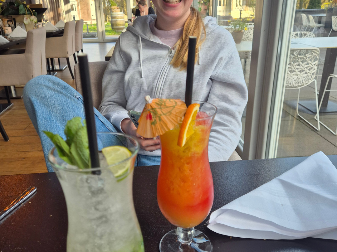 阿默斯福特弗莱彻餐厅酒店主图