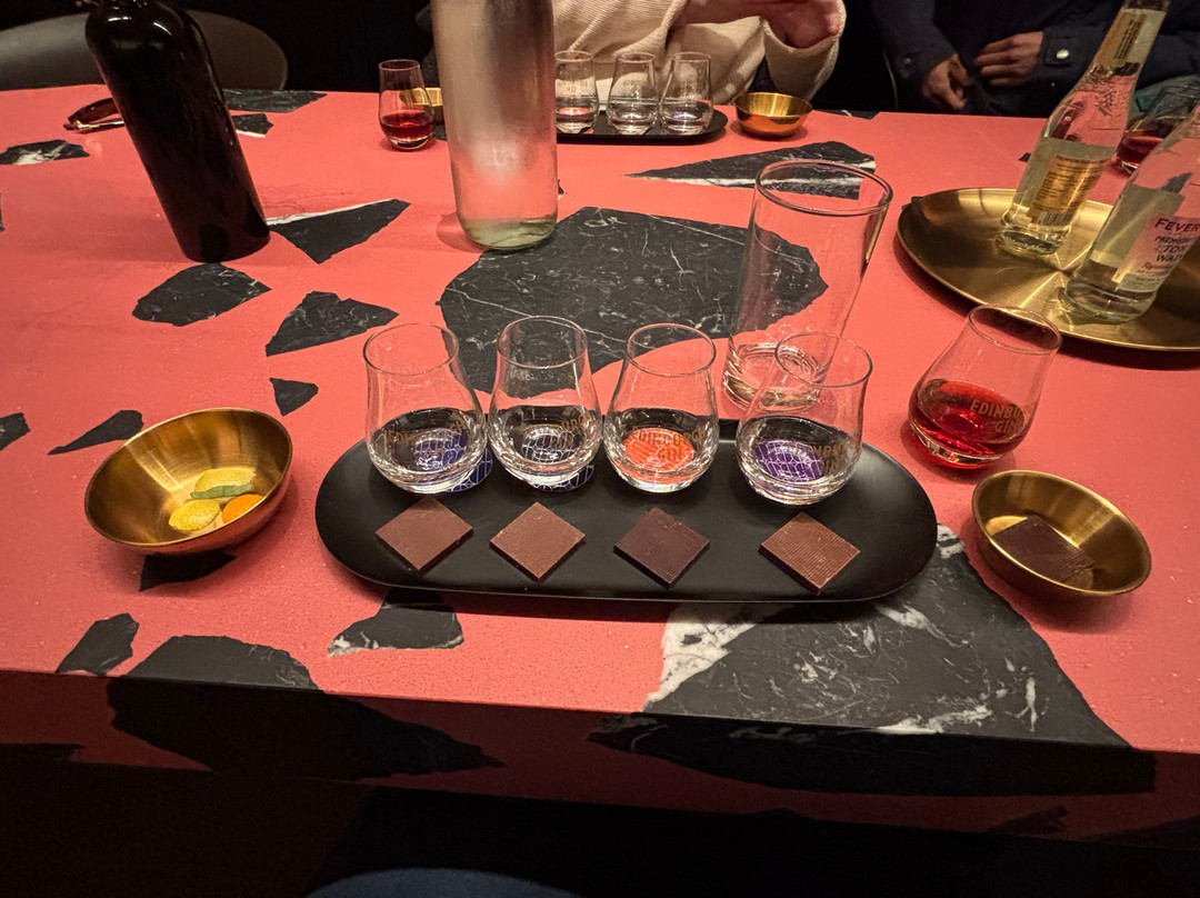 爱丁堡杜松子酒酿造厂-爱丁堡必去景点