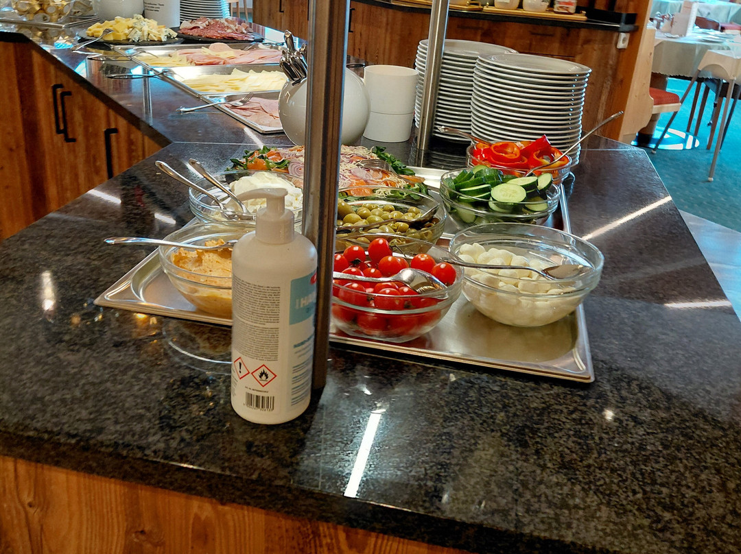 特劳贝阿克提夫酒店主图