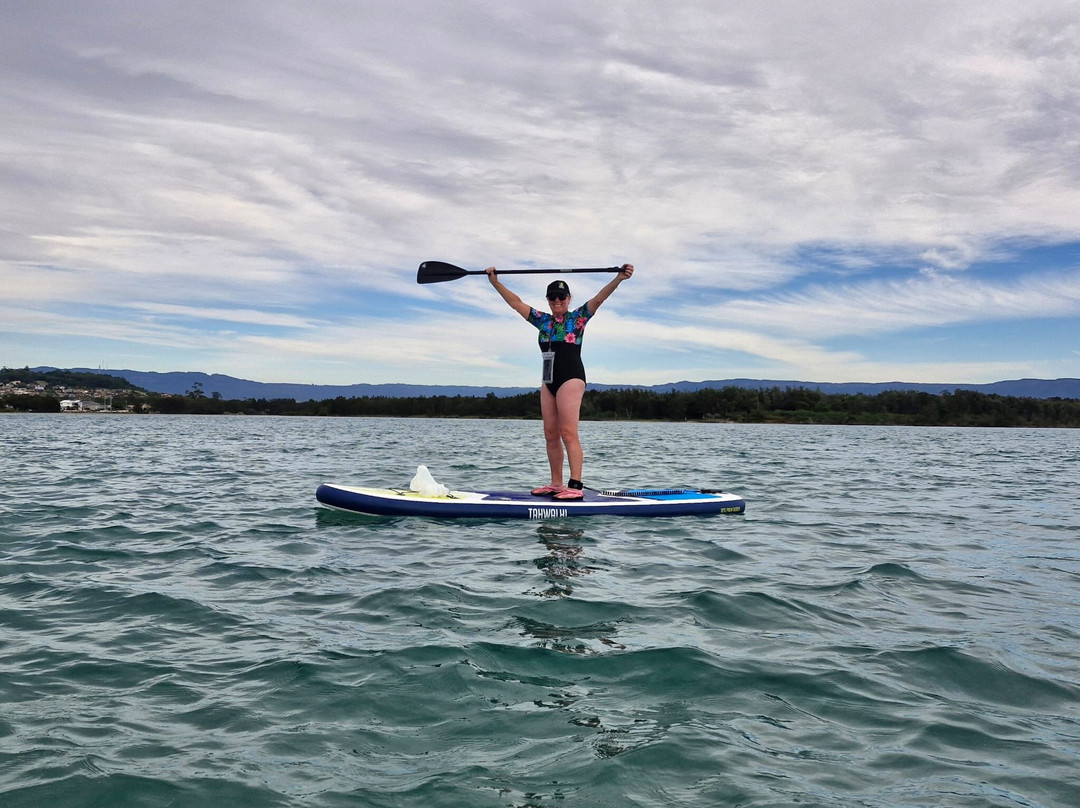 Stand Up Paddle Boarding Shellharbour-谢尔哈伯必去景点