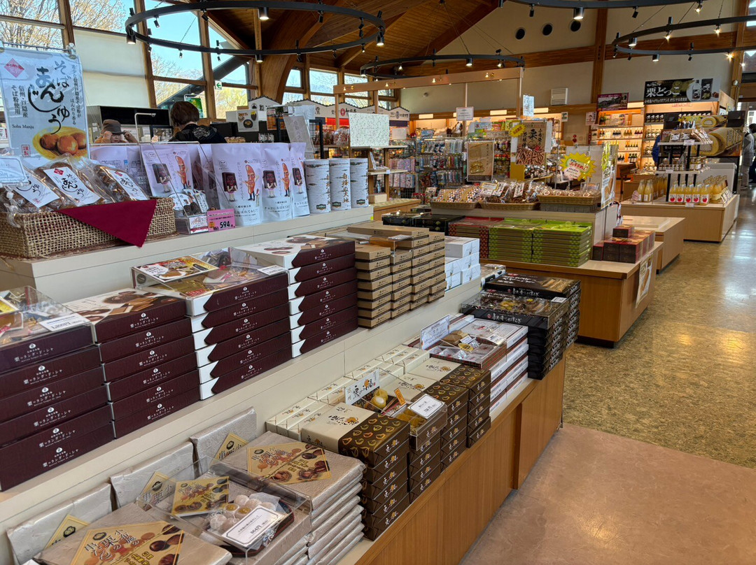 Michi-no-Eki Oasis Obuse-小布施町必去景点